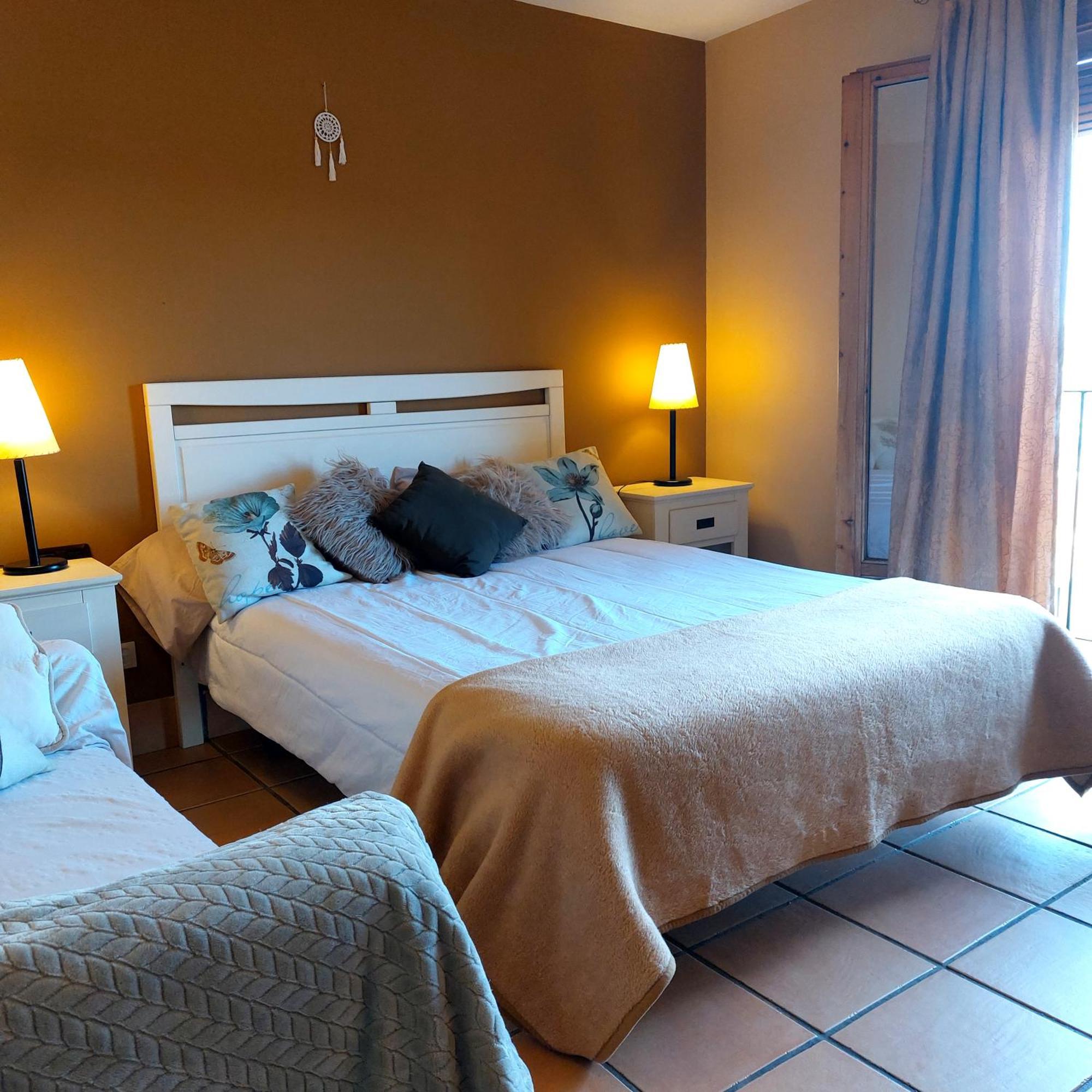 Hostal Tastavins Peñarroya de Tastavins Kültér fotó