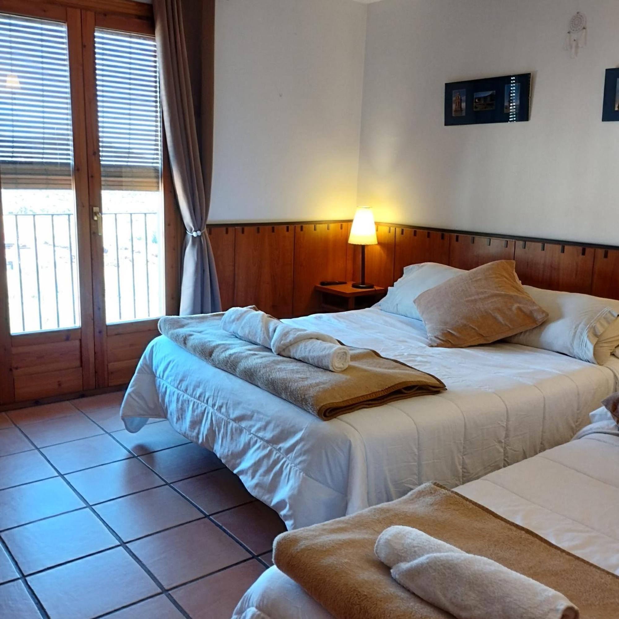 Hostal Tastavins Peñarroya de Tastavins Kültér fotó