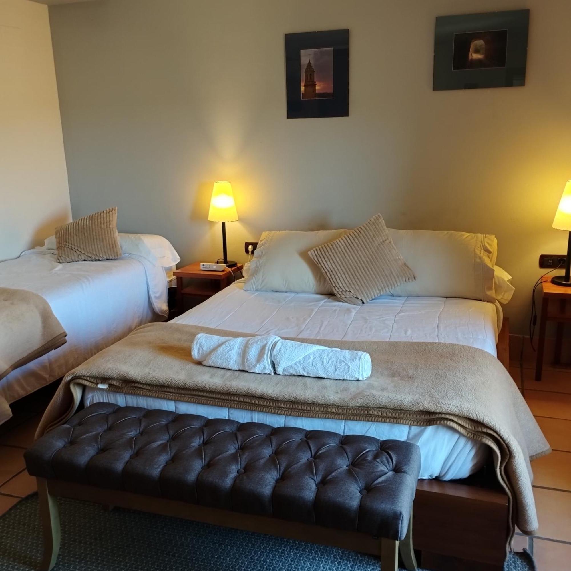 Hostal Tastavins Peñarroya de Tastavins Kültér fotó