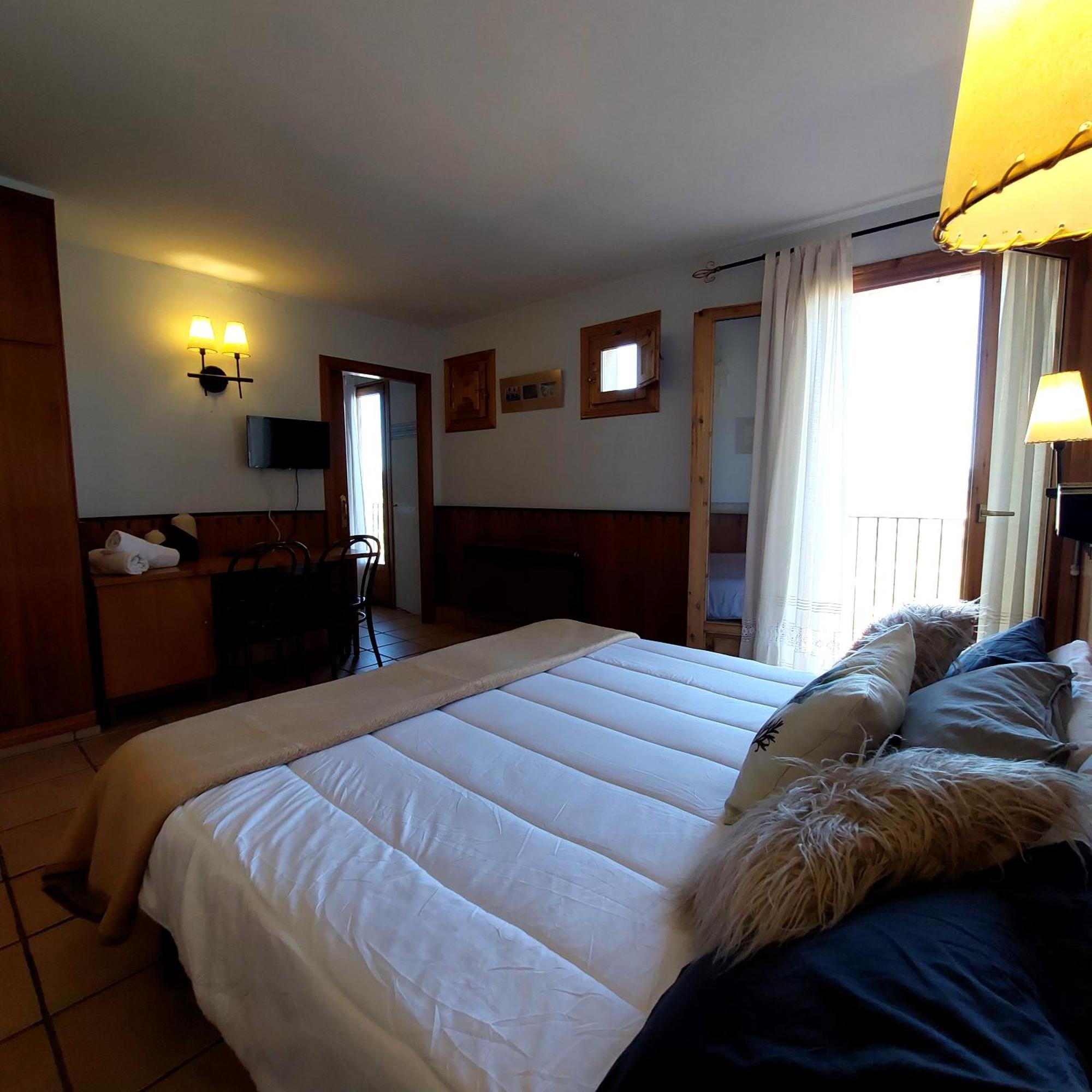 Hostal Tastavins Peñarroya de Tastavins Szoba fotó
