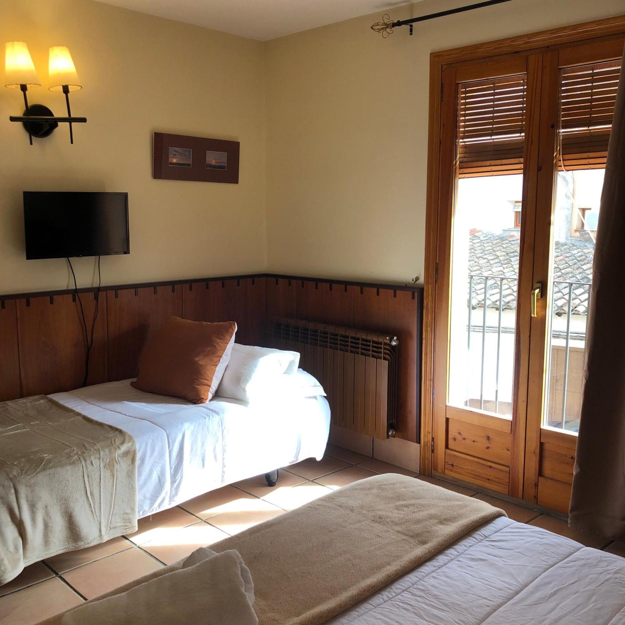 Hostal Tastavins Peñarroya de Tastavins Kültér fotó