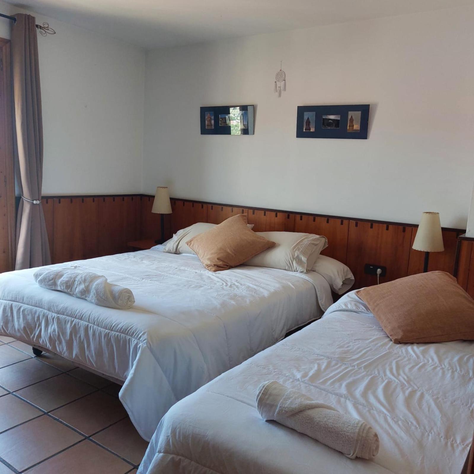 Hostal Tastavins Peñarroya de Tastavins Kültér fotó