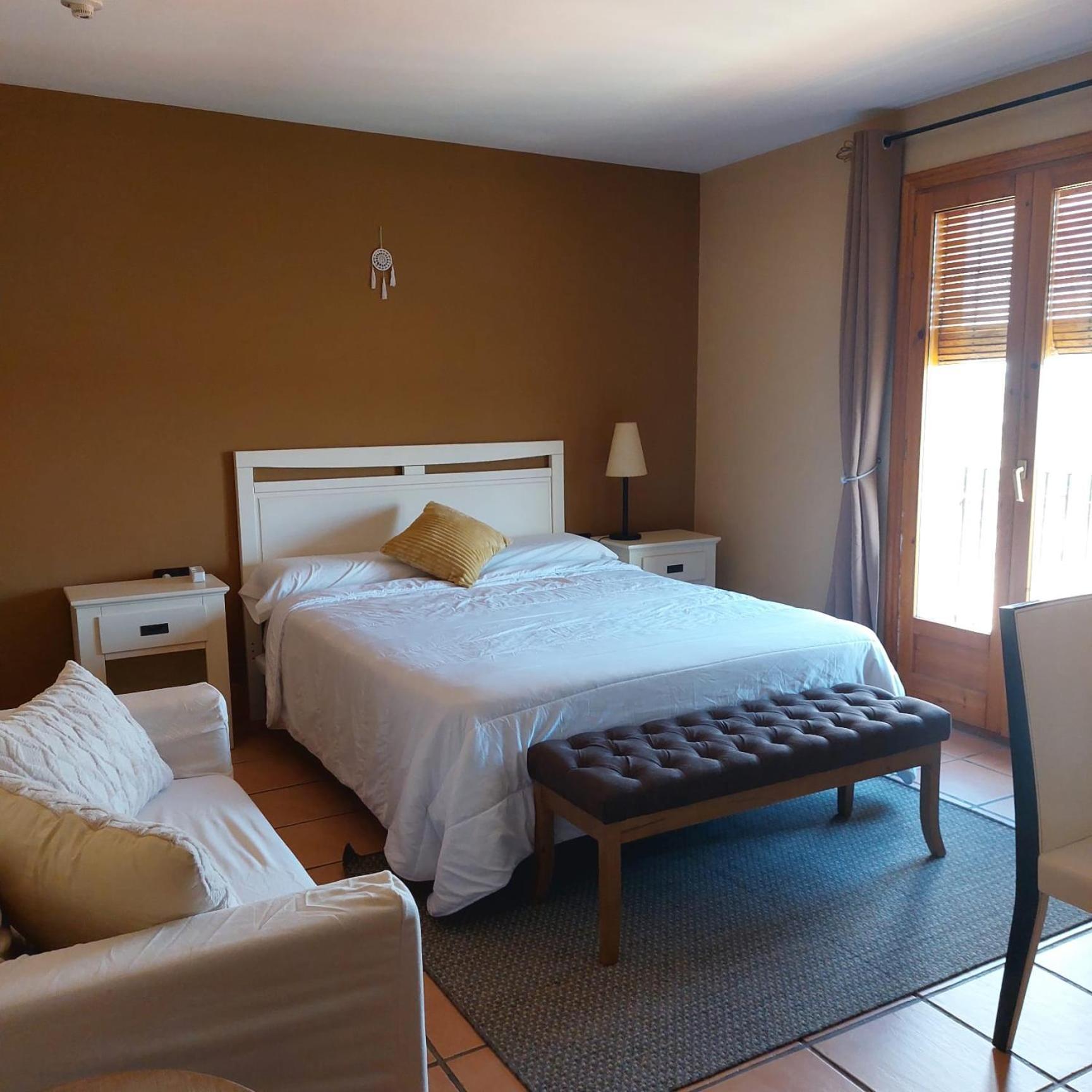 Hostal Tastavins Peñarroya de Tastavins Kültér fotó