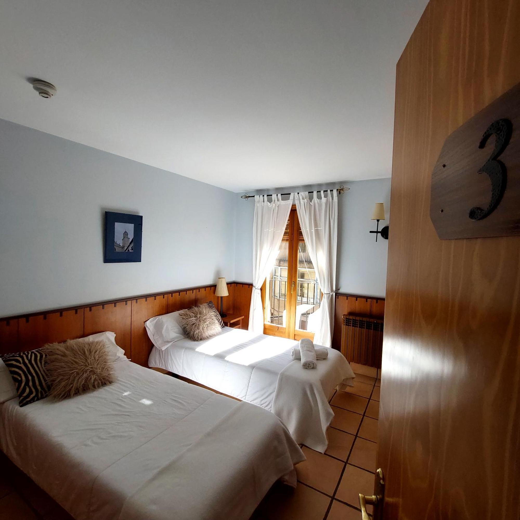 Hostal Tastavins Peñarroya de Tastavins Szoba fotó