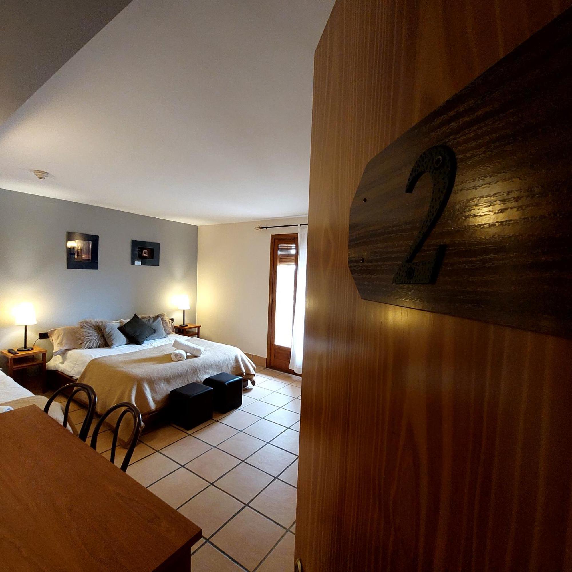 Hostal Tastavins Peñarroya de Tastavins Szoba fotó